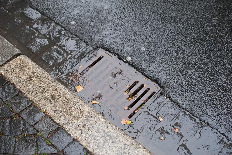 Blocked Drains Responsibility in Guildford Surrey